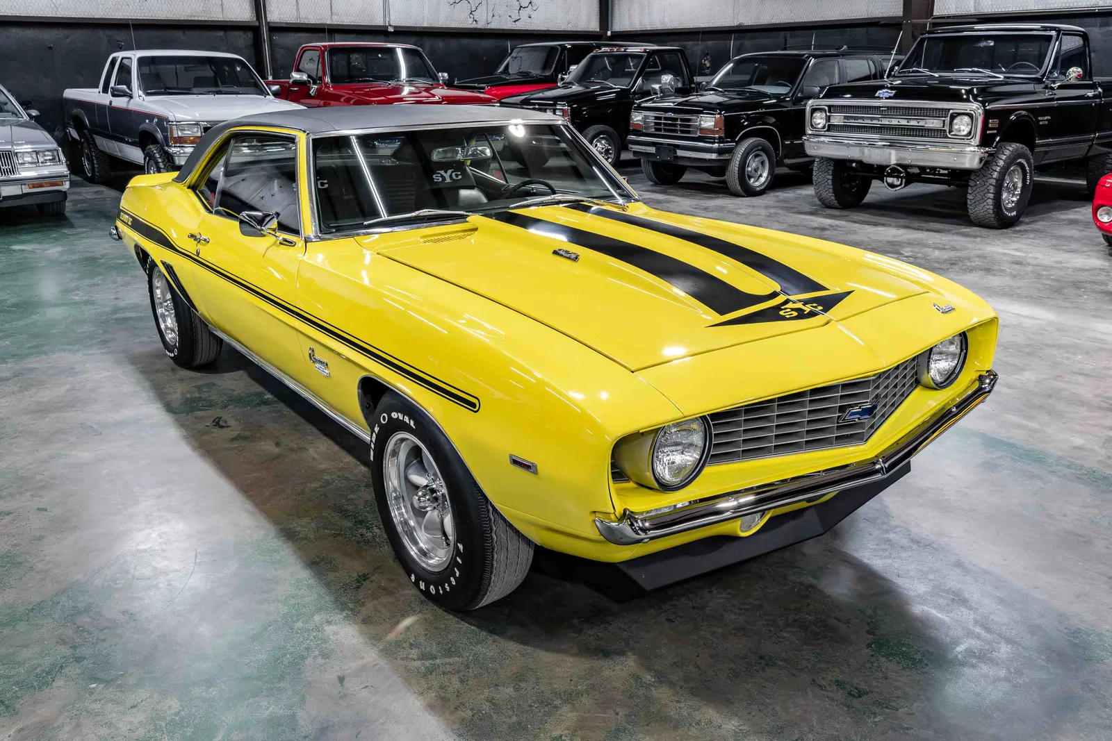 1969-Chevrolet-Camaro-Daytona Yellow-690038-39.jpg